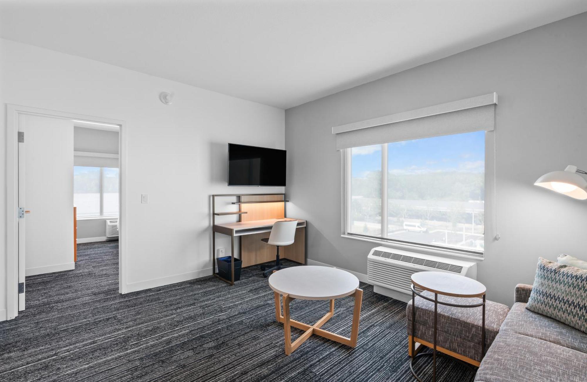 Towneplace Suites Jacksonville Airport Exterior photo