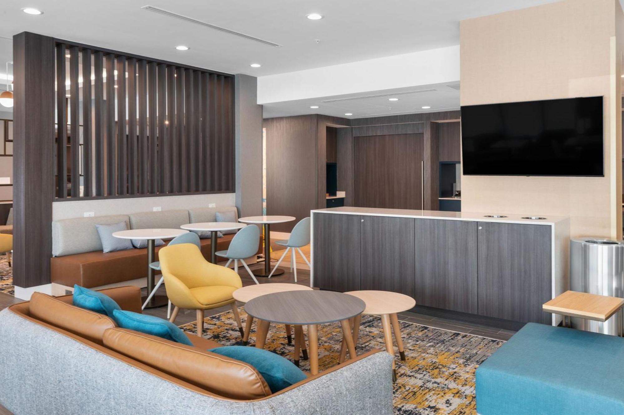 Towneplace Suites Jacksonville Airport Exterior photo